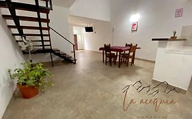 La acequia casa